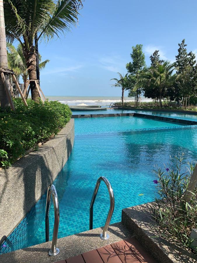 Timur Bay Groundfloor Pool & Seaview Kuantan Exterior foto