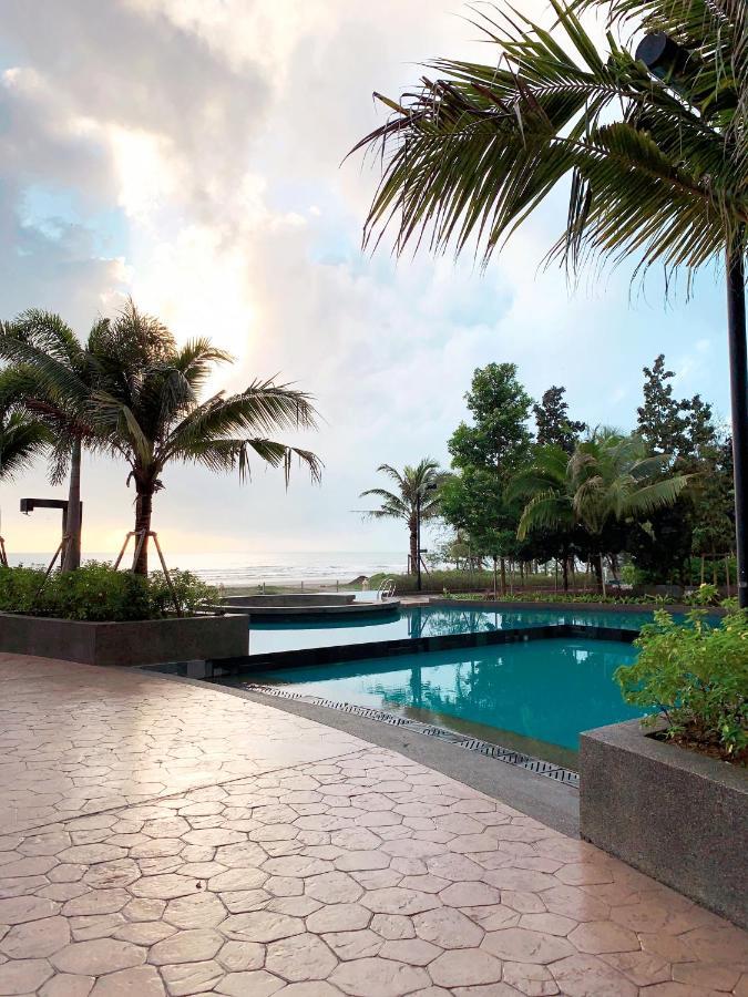 Timur Bay Groundfloor Pool & Seaview Kuantan Exterior foto